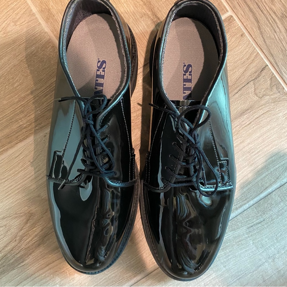 Bates patent leather tuxedo prom hoco dress shoes, men’s size 7.5 women’s 9.5